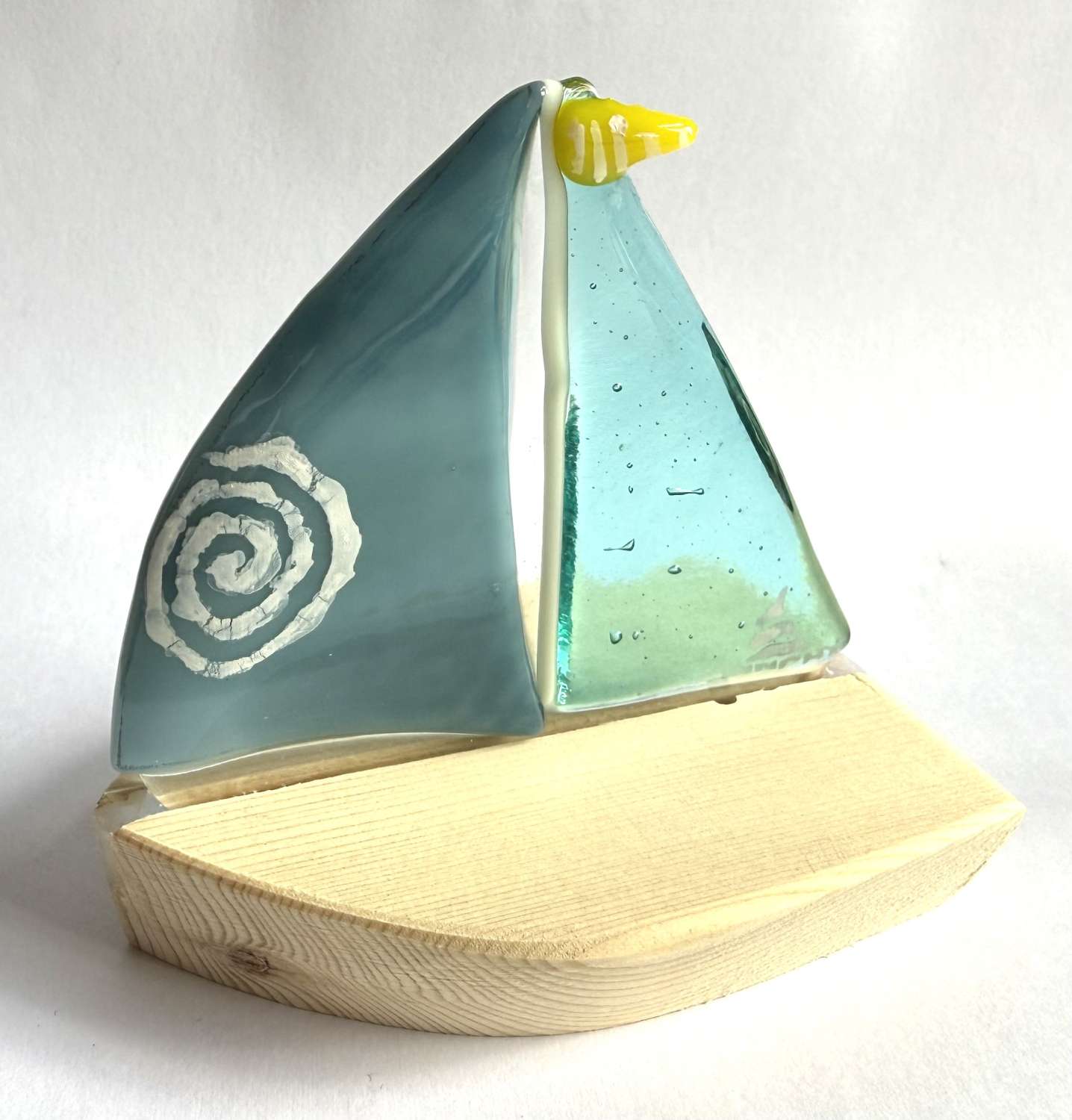 Sailing Boats - SM - White, Aqua & Rose Pink Sailing Boats - SM - White, Aqua & Rose Pink