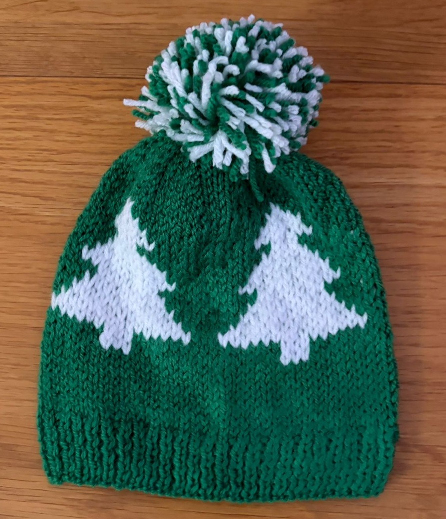 Hand-knitted baby's bobble hat Hand-knitted baby's bobble hat