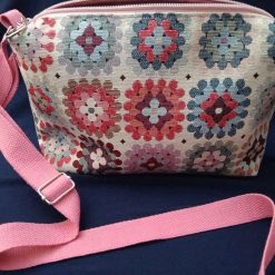 Cute Shoulder Bag - Crochet Squares
