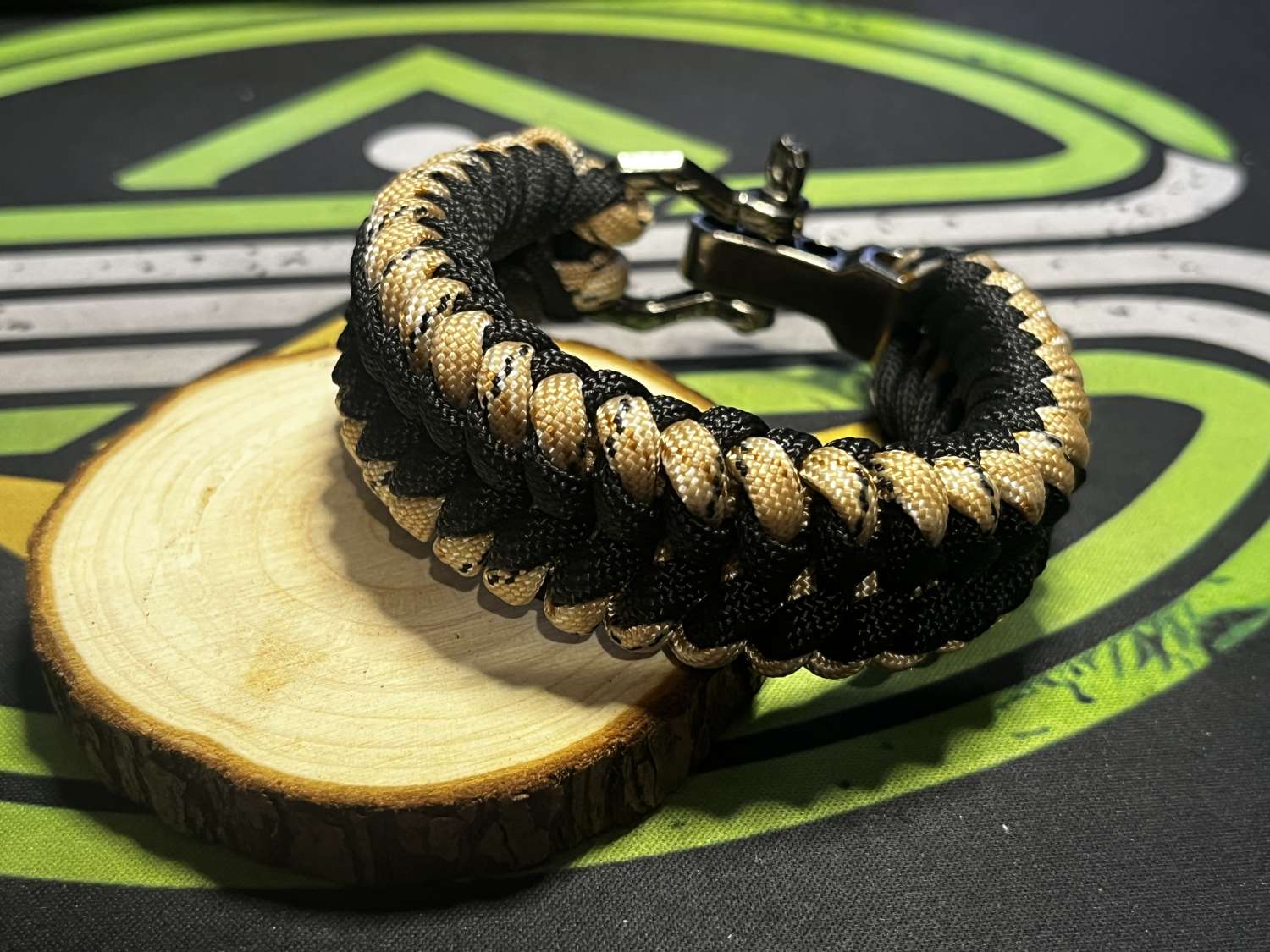 Wildtether Handmade Paracord Survival Bracelet Sanctified Wildtether Handmade Paracord Survival Bracelet Sanctified
