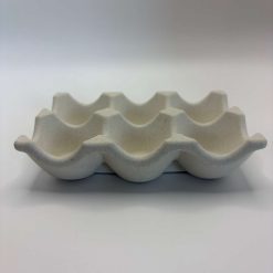 Egg Holder for 6 Eggs, White Scalloped Jesmonite, Kitchen Countertop Decor 2 Egg Holder for 6 Eggs, White Scalloped Jesmonite, Kitchen Countertop Decor 2
