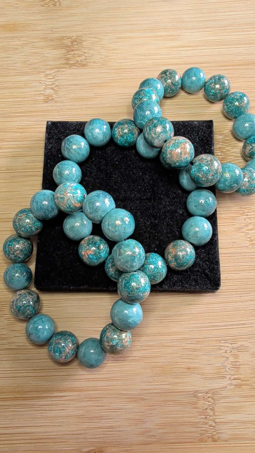 Large beaded blue bracelets Large beaded blue bracelets