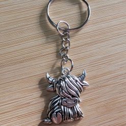 Highland cow keyring