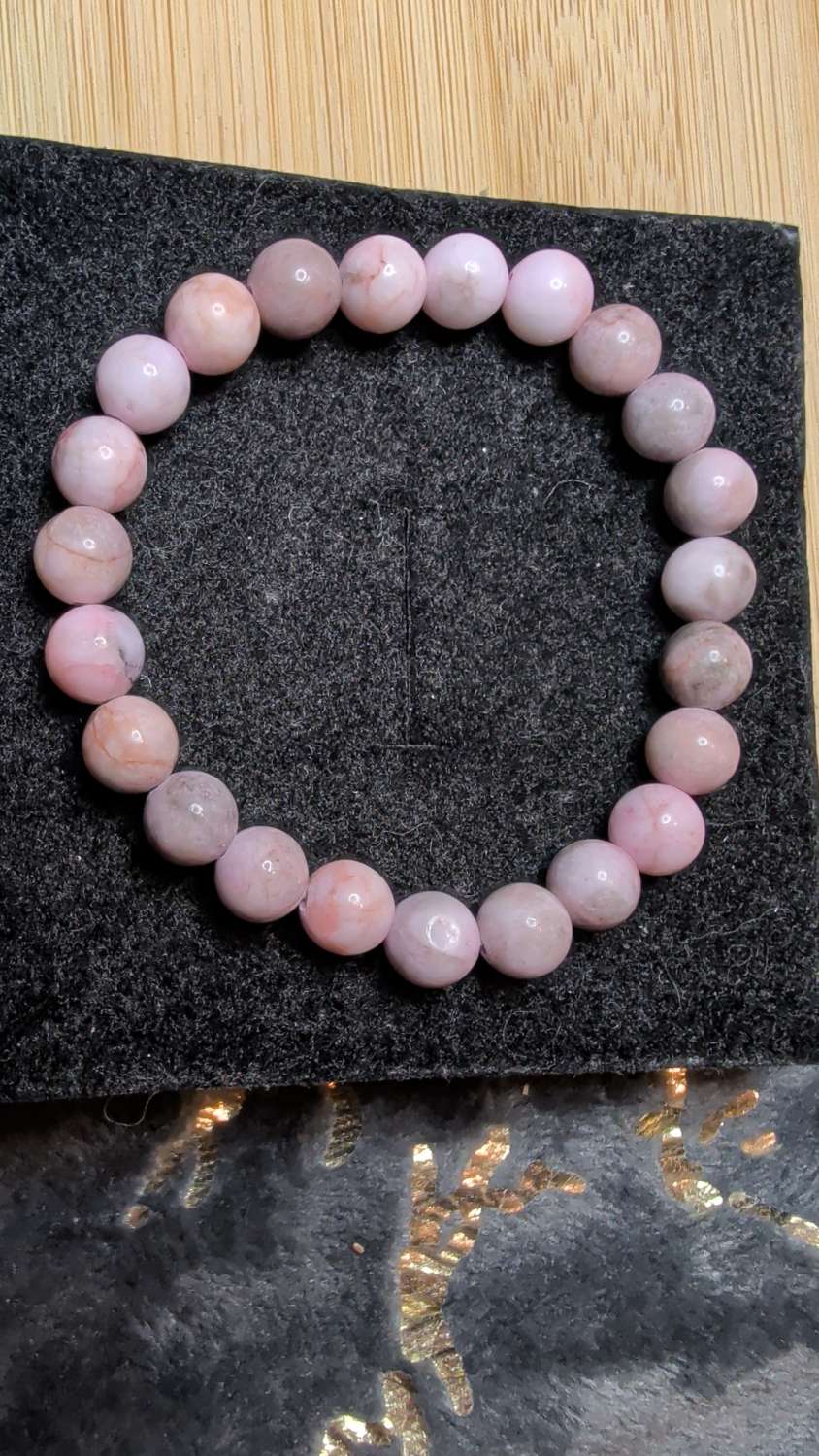 Pink rhodonite crystal bracelets Pink rhodonite crystal bracelets