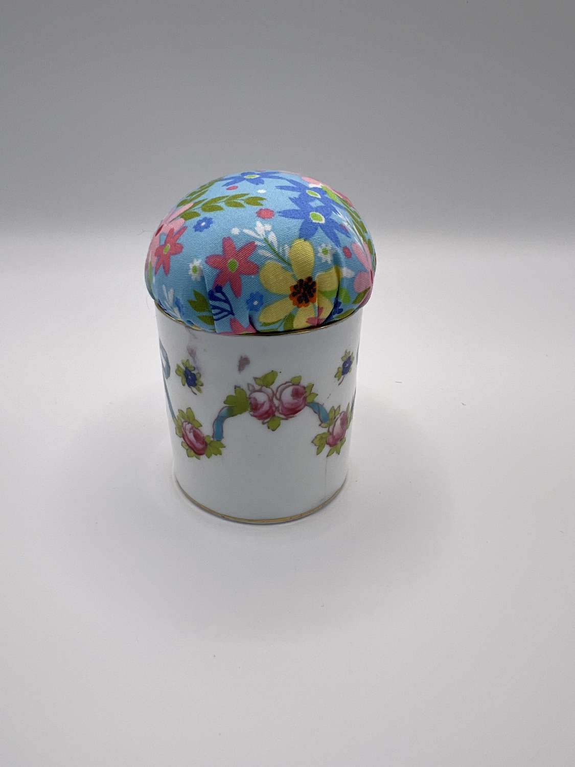 Vintage Aynsley 'Just Orchids' Bone China Vase Pin Cushion - William Morris Vintage Aynsley 'Just Orchids' Bone China Vase Pin Cushion - William Morris