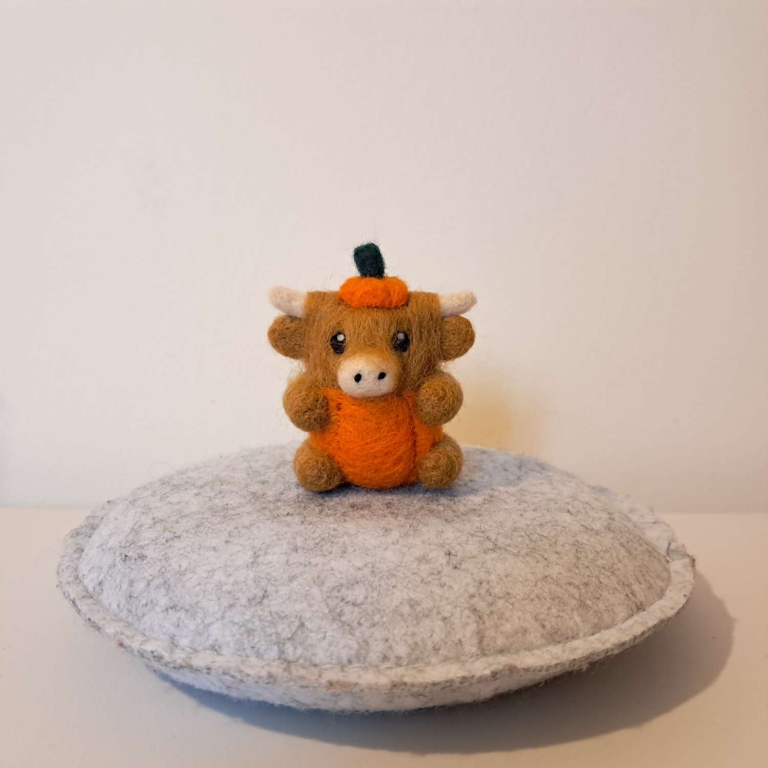 Thistle The Highland Cow - Pumpkin Costume Thistle The Highland Cow - Pumpkin Costume