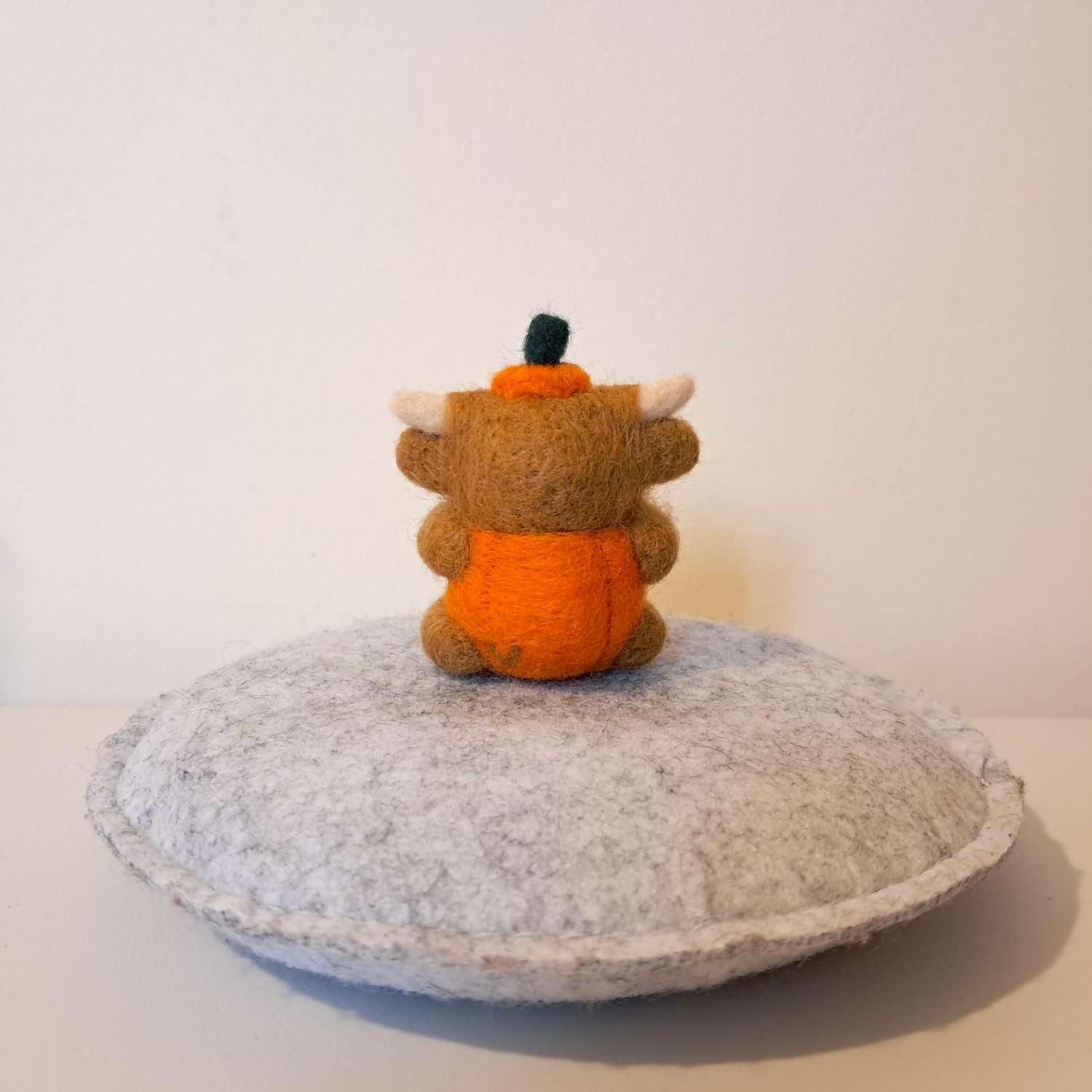 Thistle The Highland Cow - Pumpkin Costume Thistle The Highland Cow - Pumpkin Costume