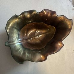 Handmade Resin Leaf Dish – Green & Bronze Decorative Trinket Bowl