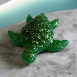 🐢 EMERALD GOLD RESIN TURTLE — Handmade & Adorable! ✨