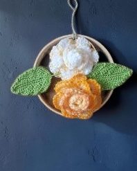 Crochet rose wall decoration