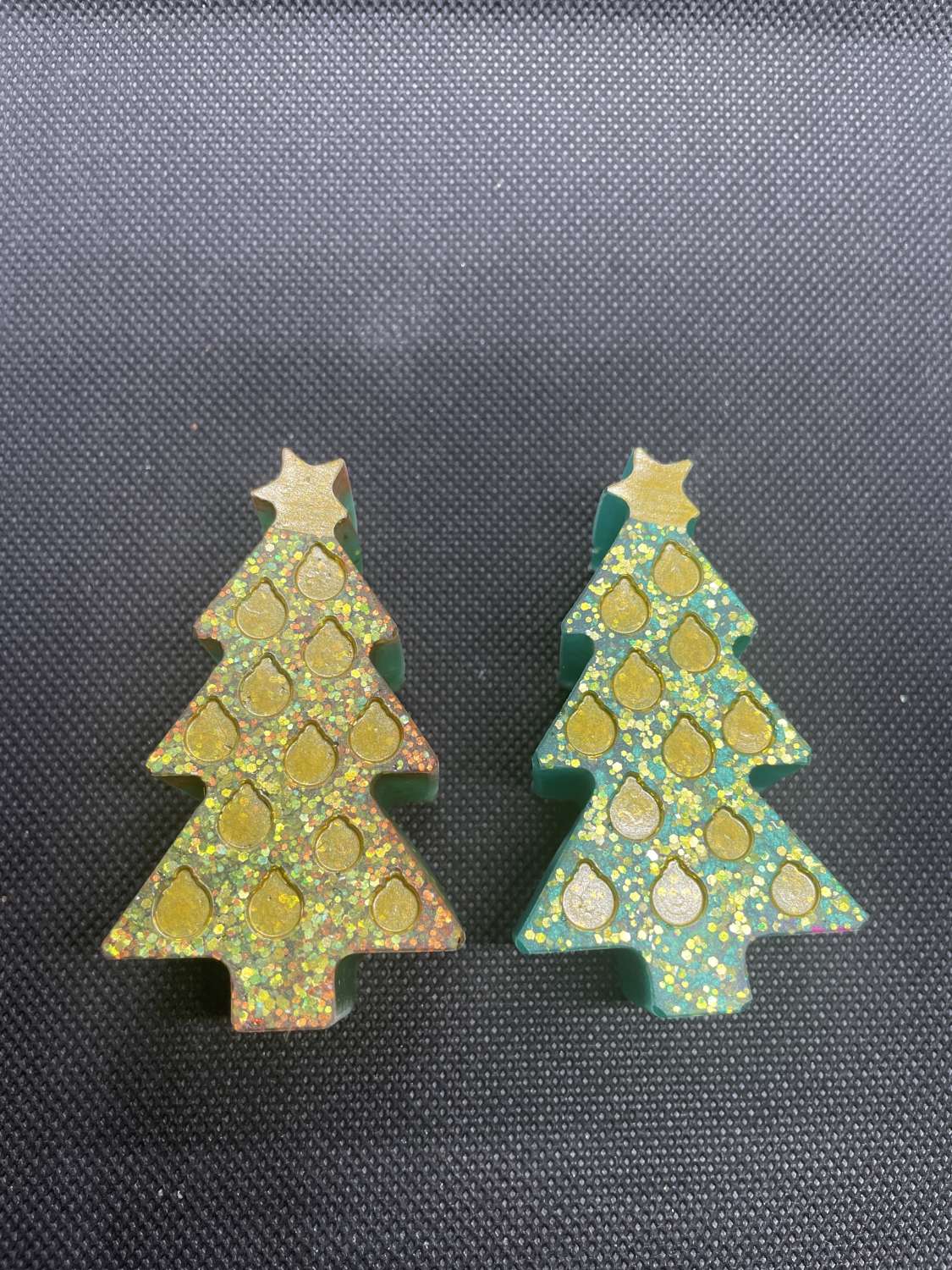 Resin set of 2 Christmas trees Resin set of 2 Christmas trees