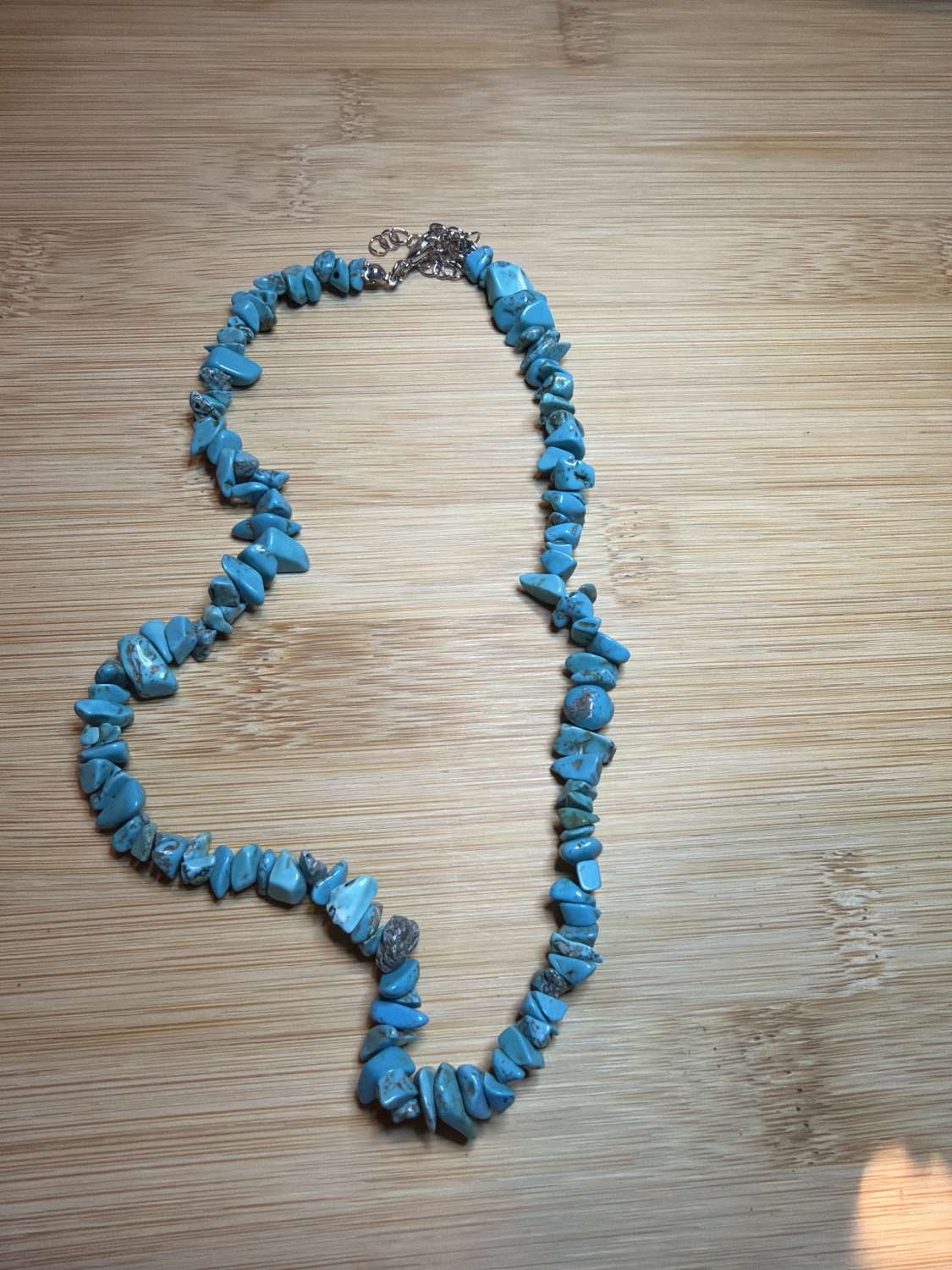 Turquoise chip crystal nacklace Turquoise chip crystal nacklace