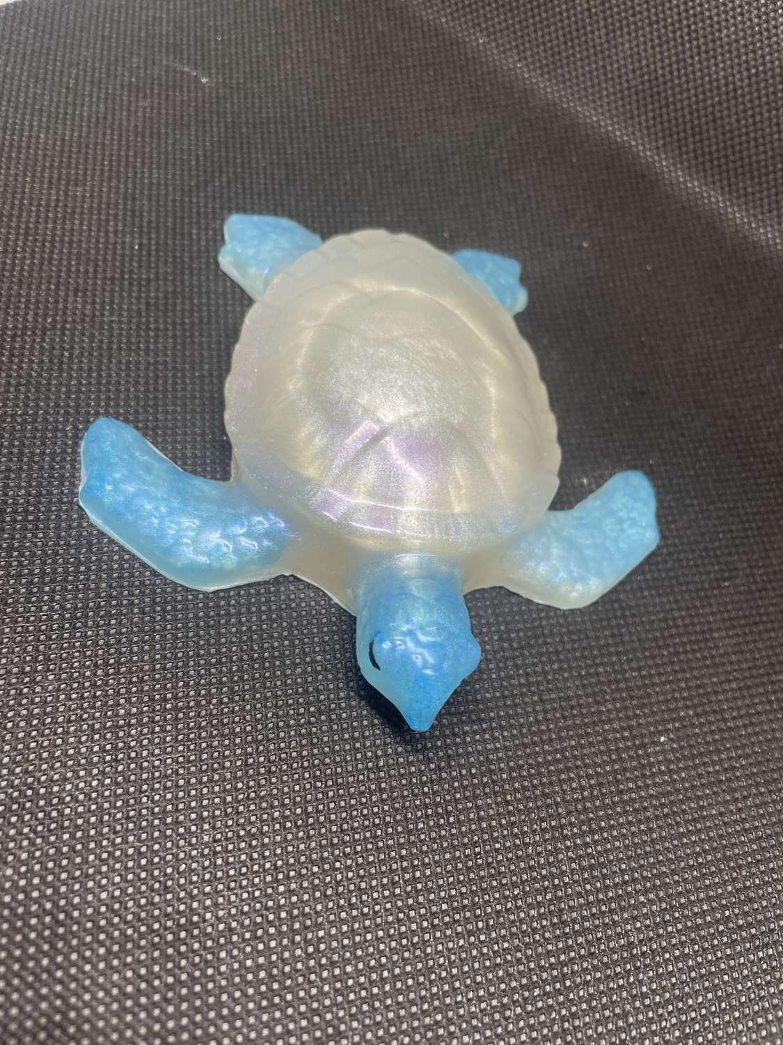 Resin sea blue and white turtle Resin sea blue and white turtle