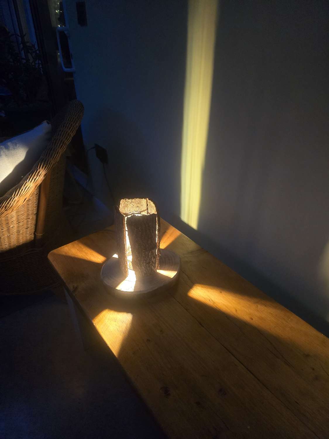 Rustic handcrafted Tree Bark Table/Bedside Lamp Rustic handcrafted Tree Bark Table/Bedside Lamp