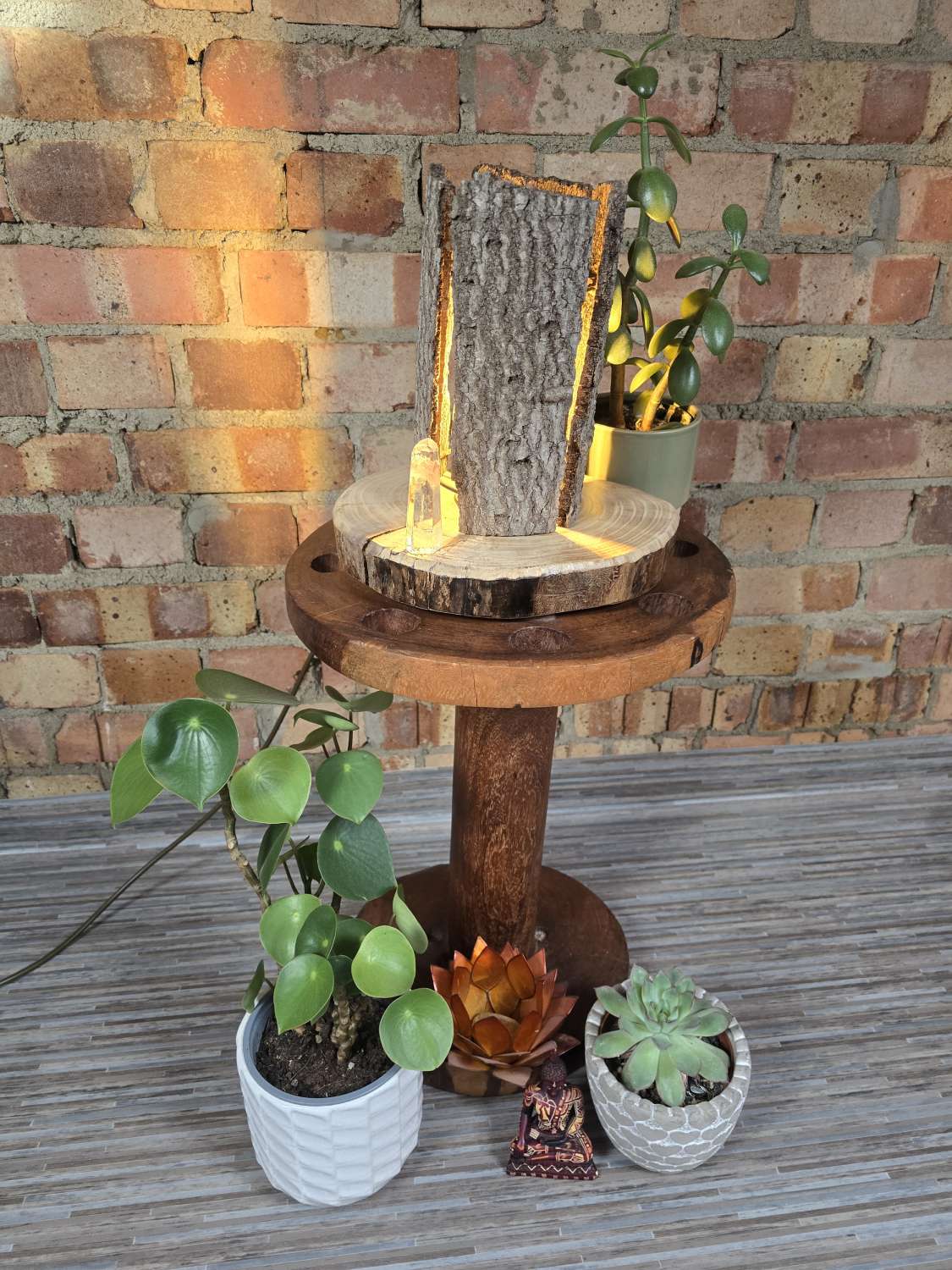 Rustic handcrafted Tree Bark Table/Bedside Lamp Rustic handcrafted Tree Bark Table/Bedside Lamp