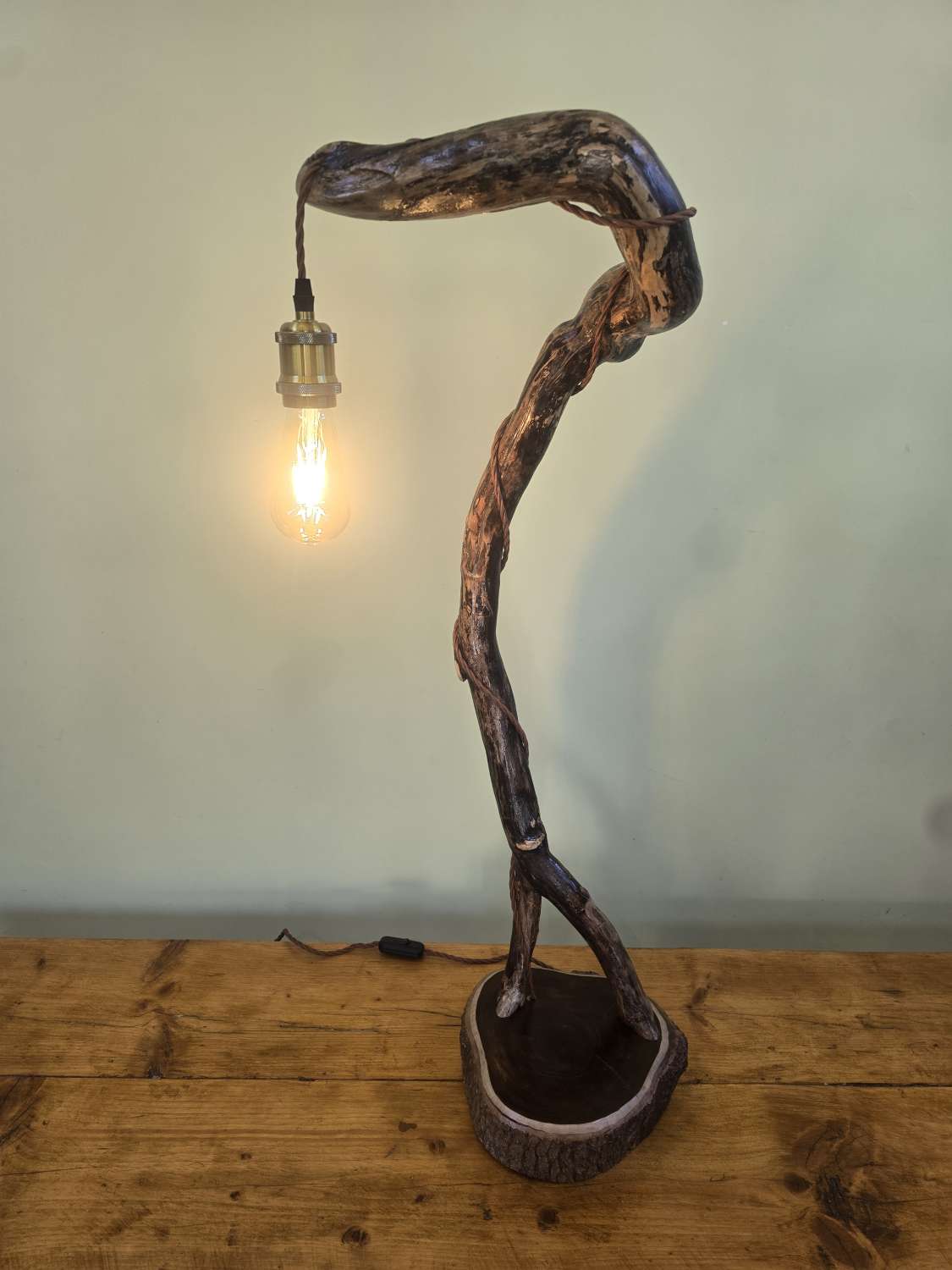 Rustic curved wooden lamp Rustic curved wooden lamp