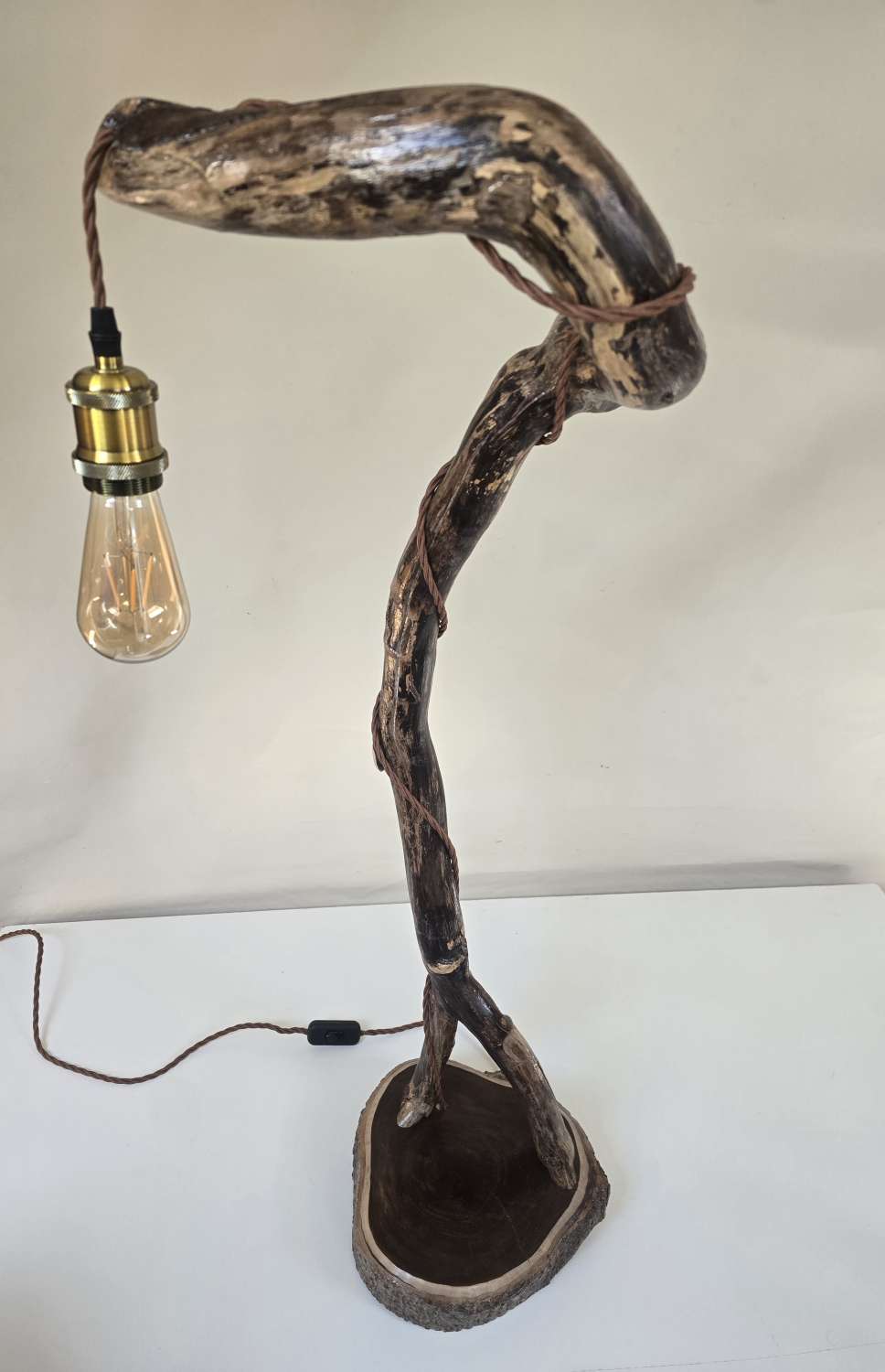Rustic curved wooden lamp Rustic curved wooden lamp