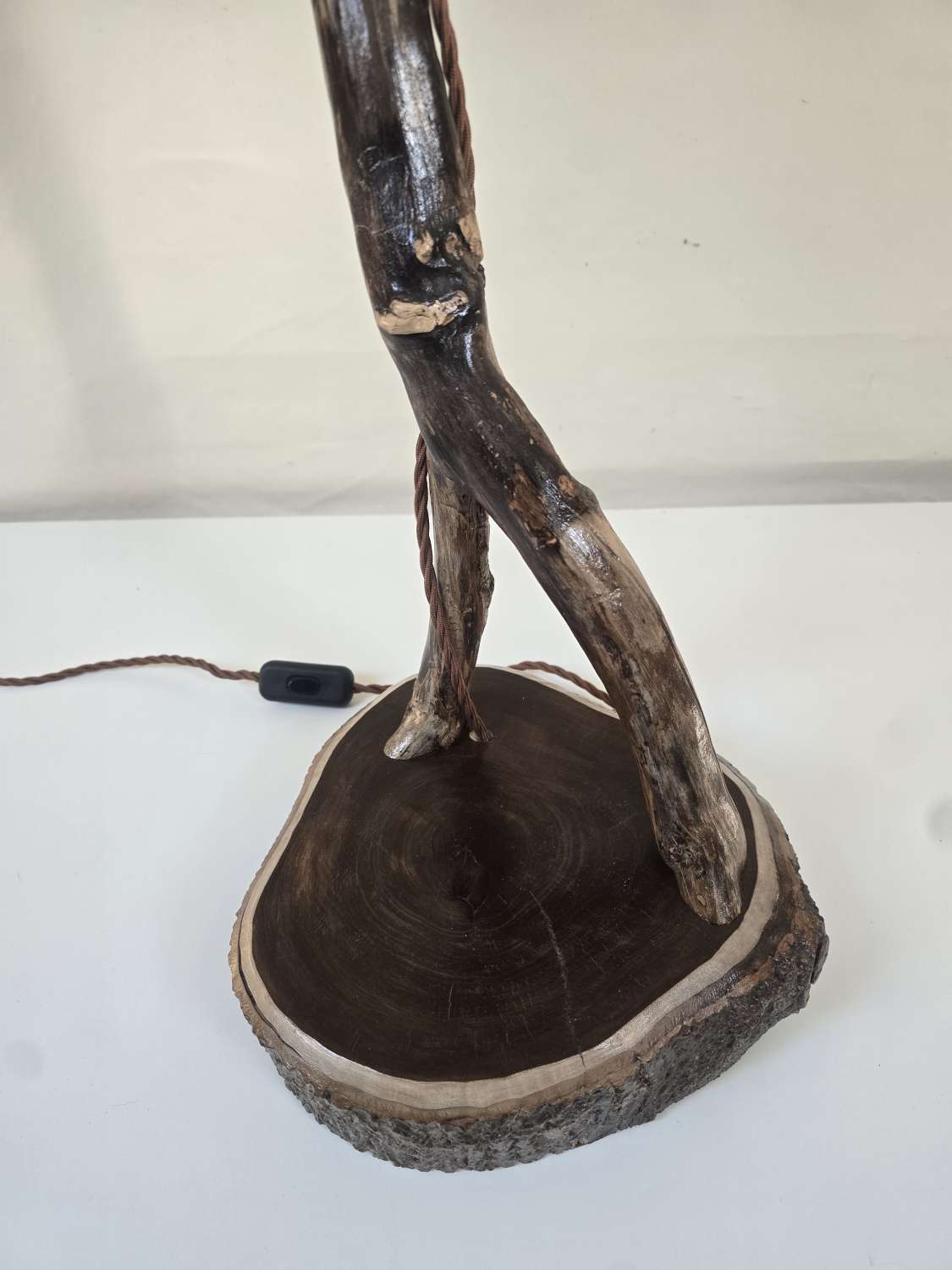 Rustic curved wooden lamp Rustic curved wooden lamp