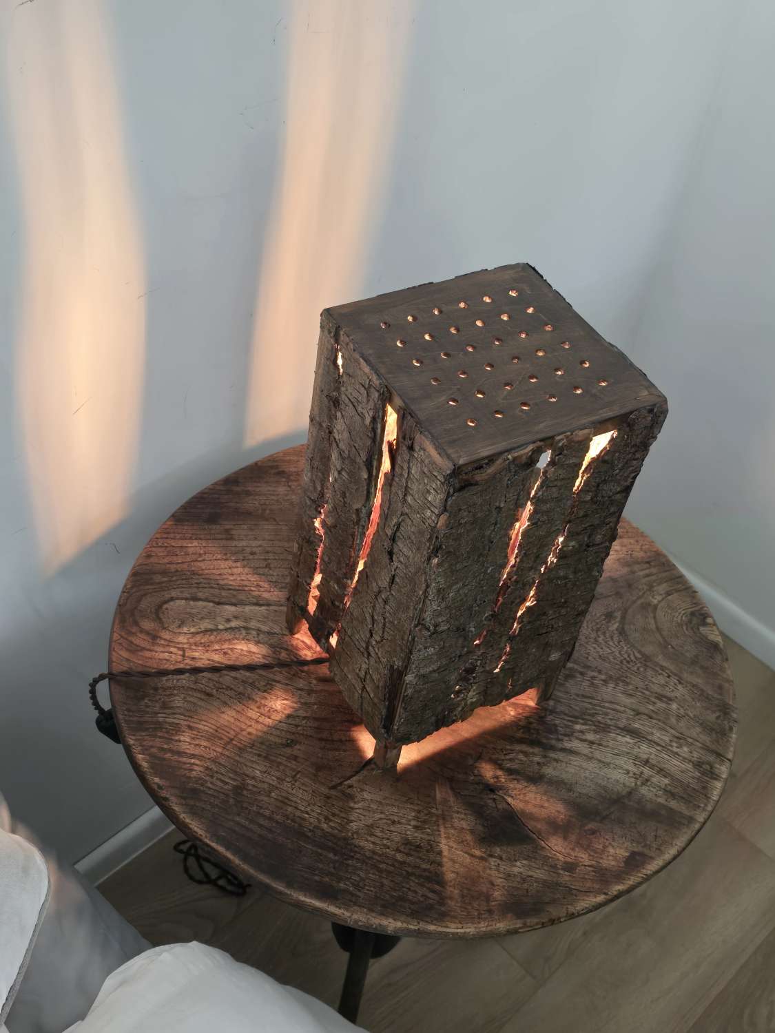 Soft Glow Tree Bark Bedside lamp Soft Glow Tree Bark Bedside lamp