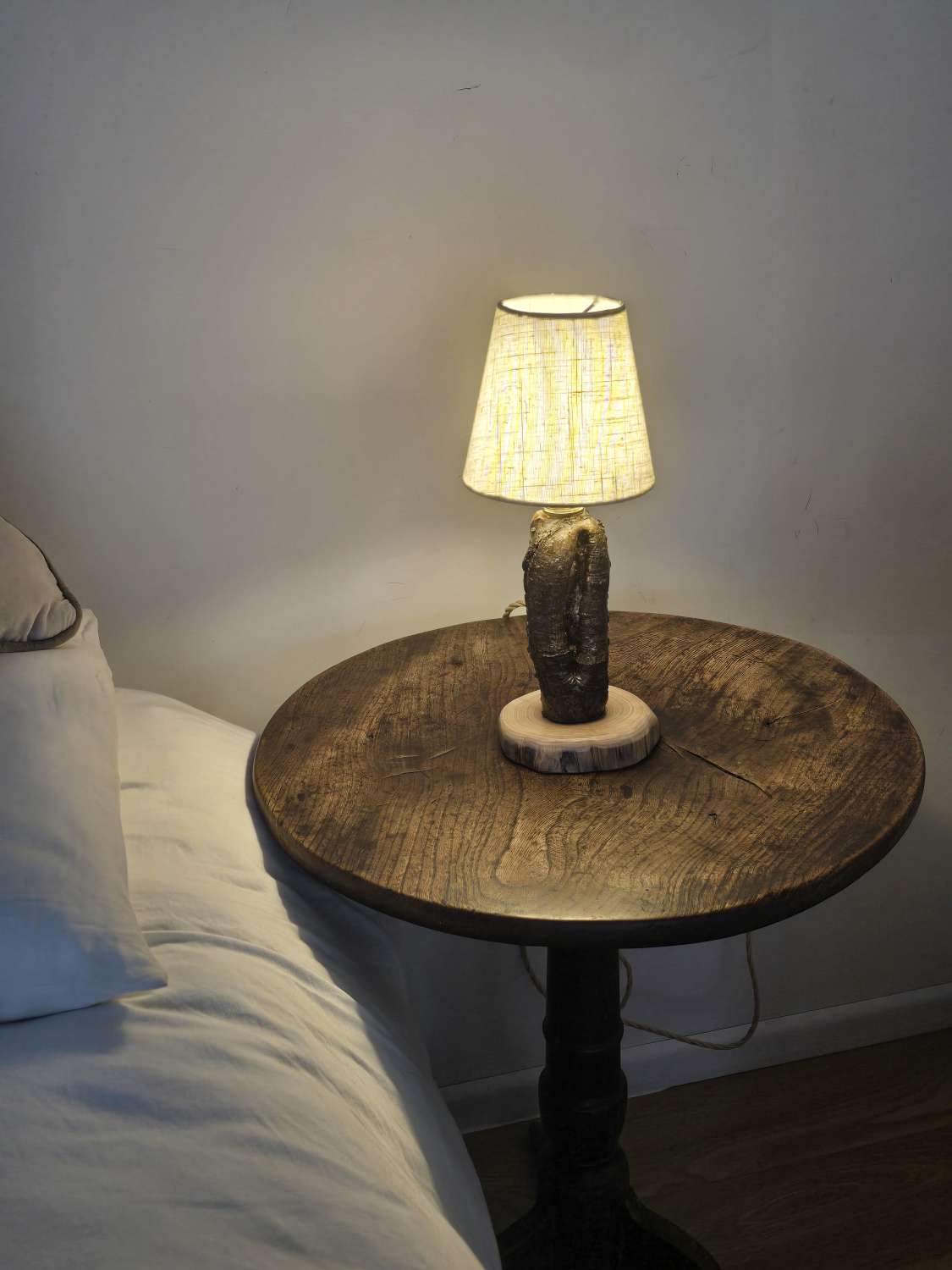 Handmade Wooden bedside / Table lamp Handmade Wooden bedside / Table lamp