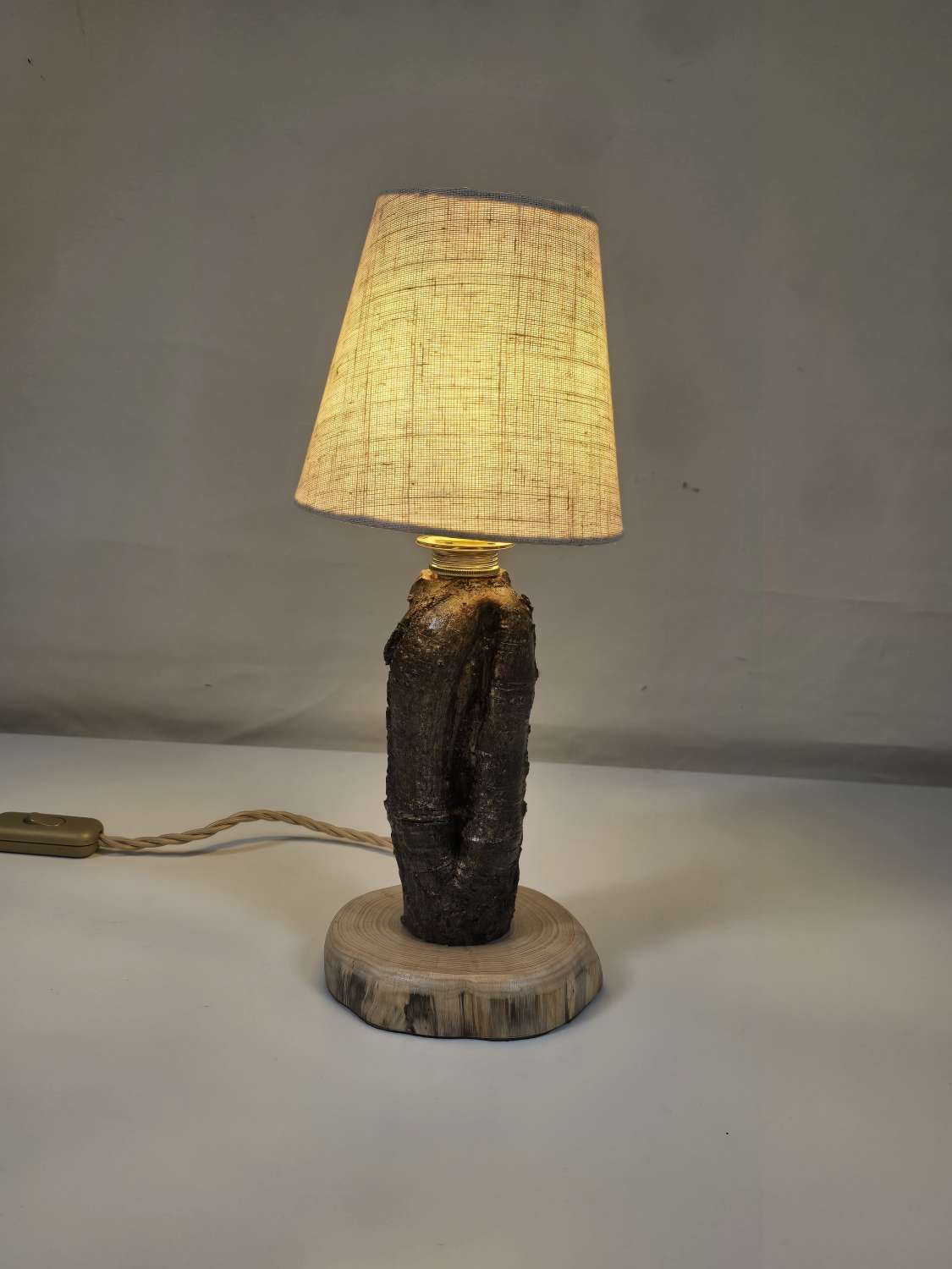Handmade Wooden bedside / Table lamp Handmade Wooden bedside / Table lamp