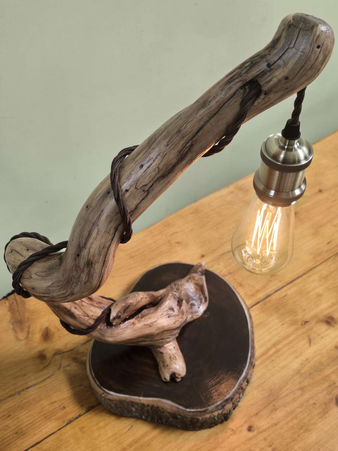 Tree branch Bedside or Desk lamp Tree branch Bedside or Desk lamp