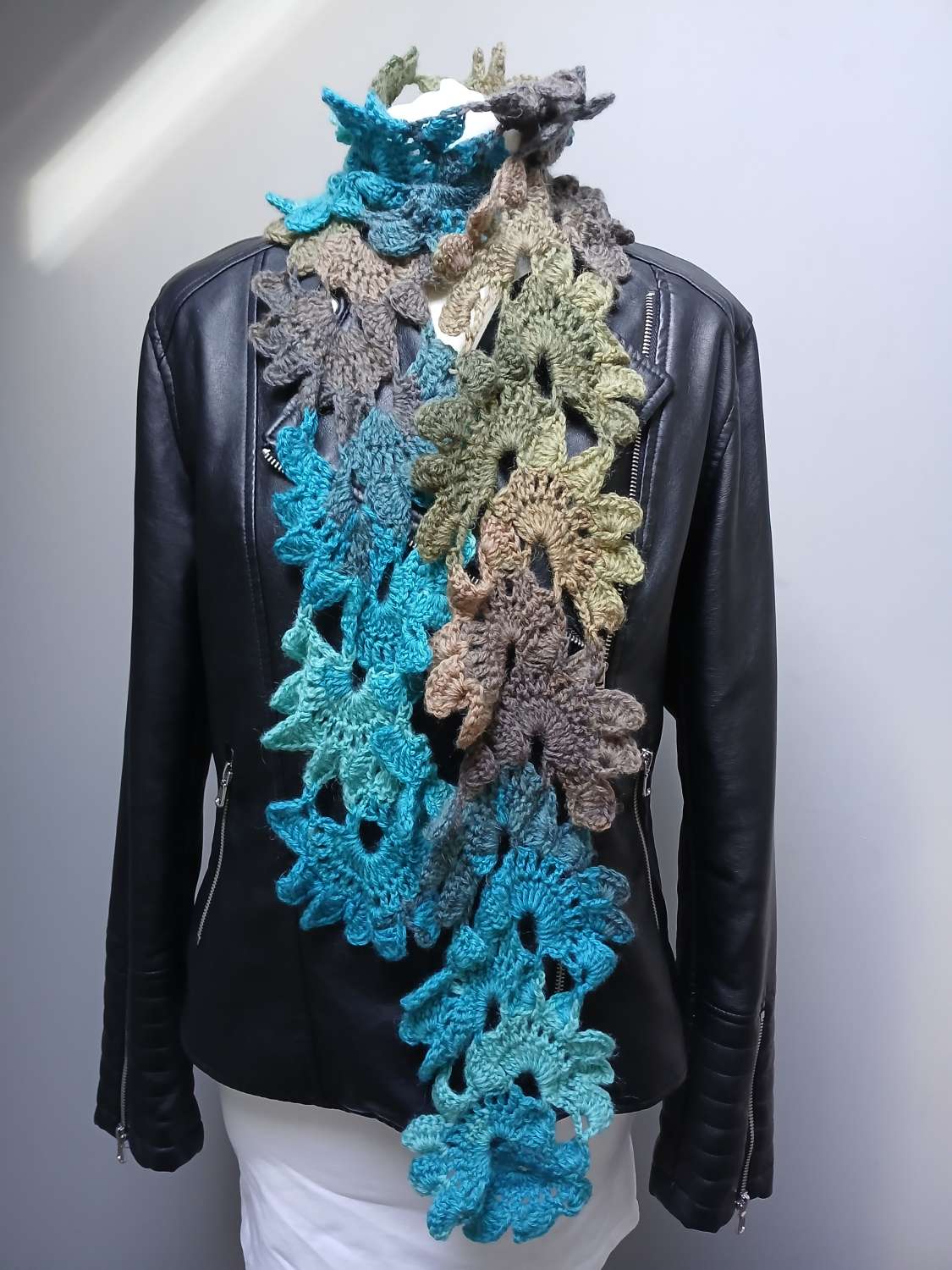 Crochet Angora-Style Flower Scarf Crochet Angora-Style Flower Scarf