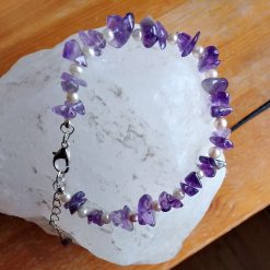 handmade pearl and amethyst beaded bracelet